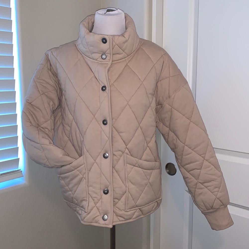 WILD FABLE BRAND NEW SIZE LARGE GORGEOUS QUILTED JACKET